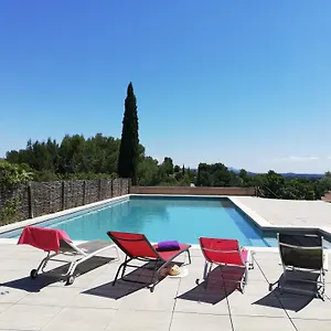 Les Garrigues De La Vallée Des Baux Village de vacances Paradou